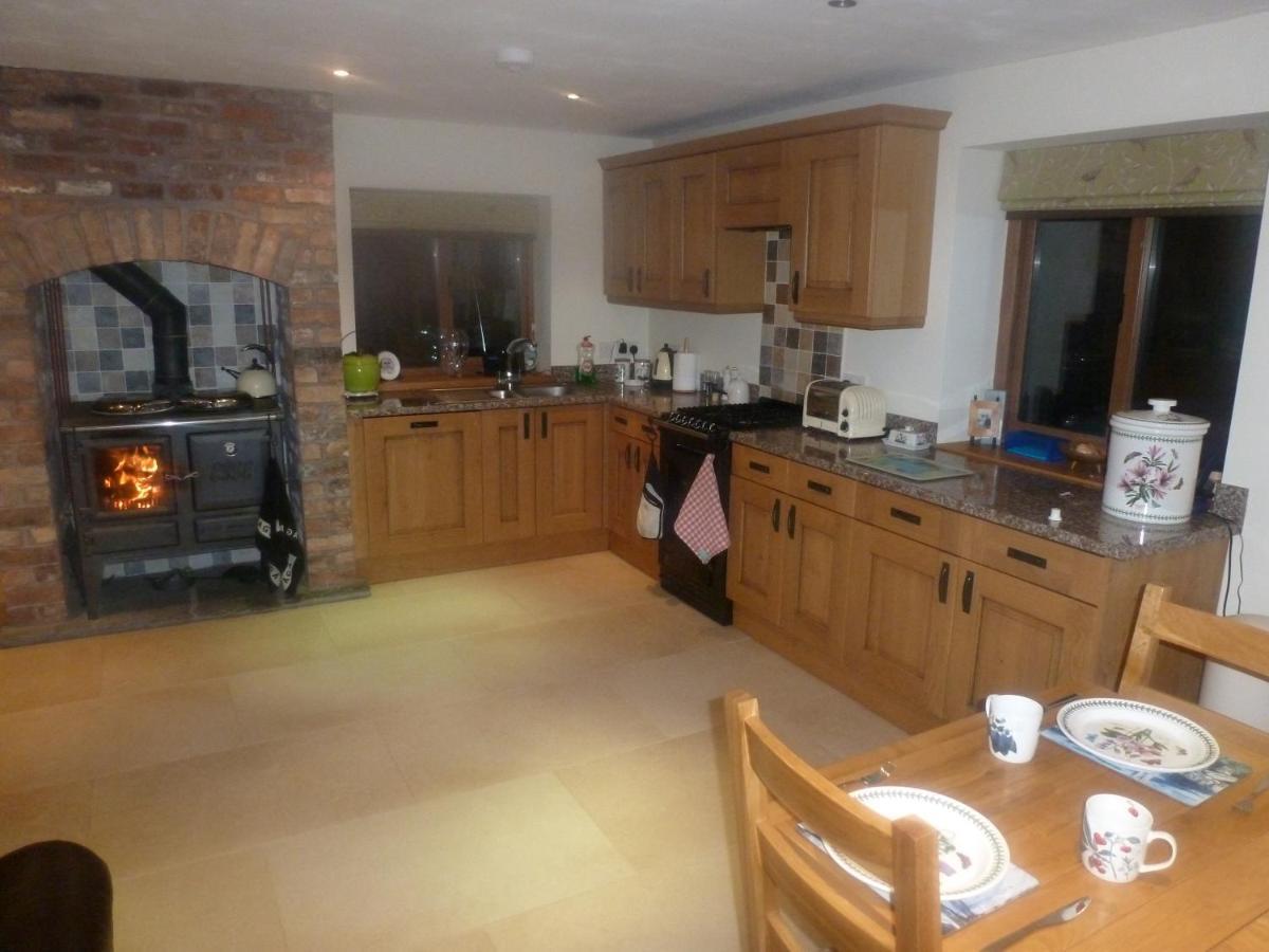 Mile House Barn Bed & Breakfast Nantwich Exteriör bild